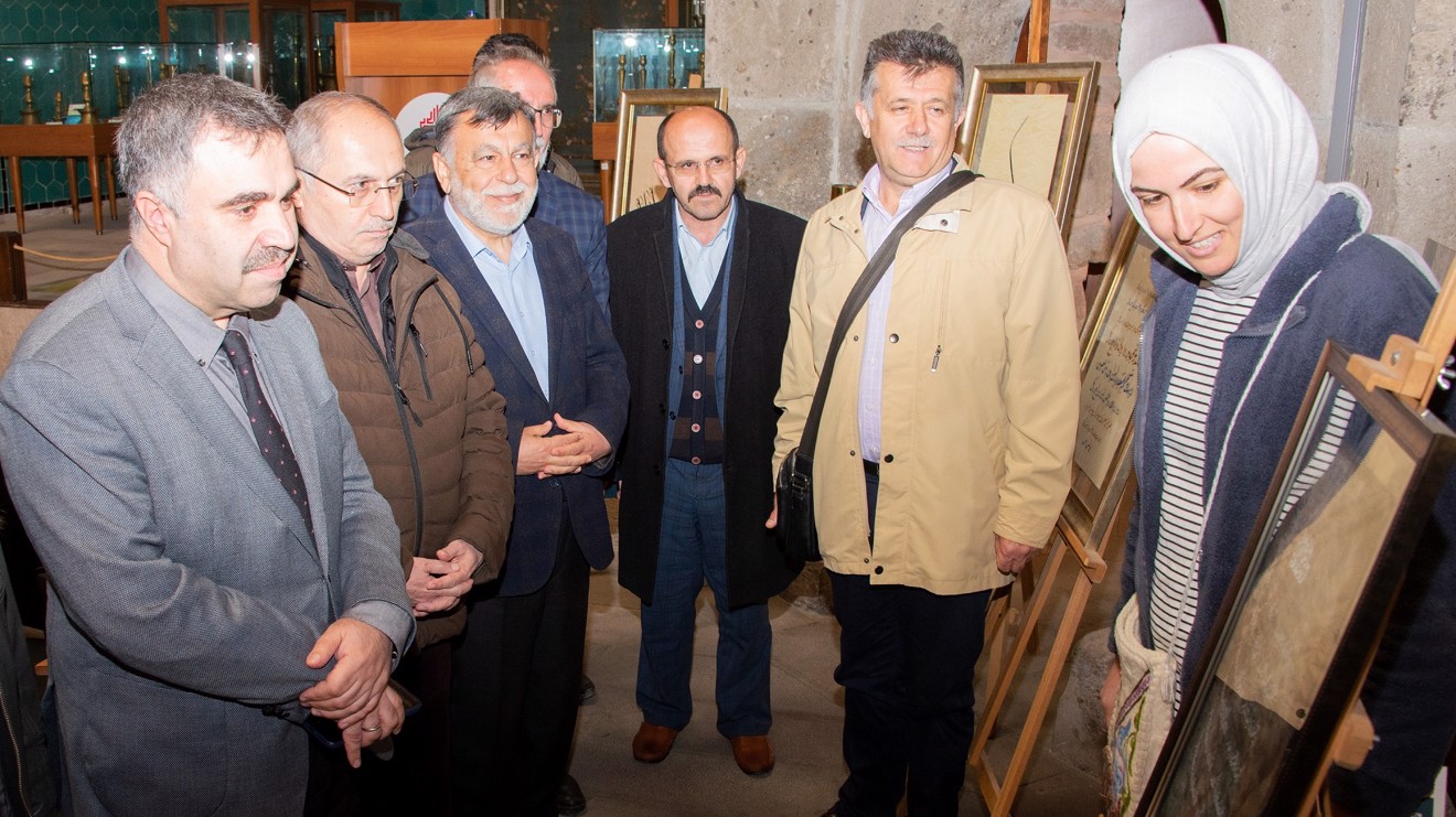 Yunus’un Dilinden Hüsn-i Hat Grup Sergisi, sanatseverlerle buluştu